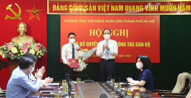 Tiếp nhận và bổ nhiệm ông Nguyễn Khánh Long giữ chức vụ Phó Chánh Văn phòng Đoàn ĐBQH & HĐND TP 